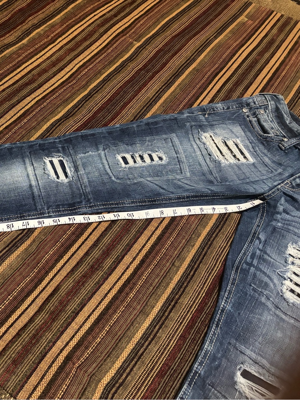 Express women’s skinny studded Jeans size 4. Low cut. Very good used condition. - Picture 2 of 11